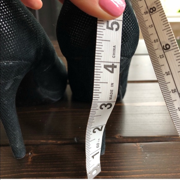 Calvin Klein Onyx Suede heels - Picture 6 of 8